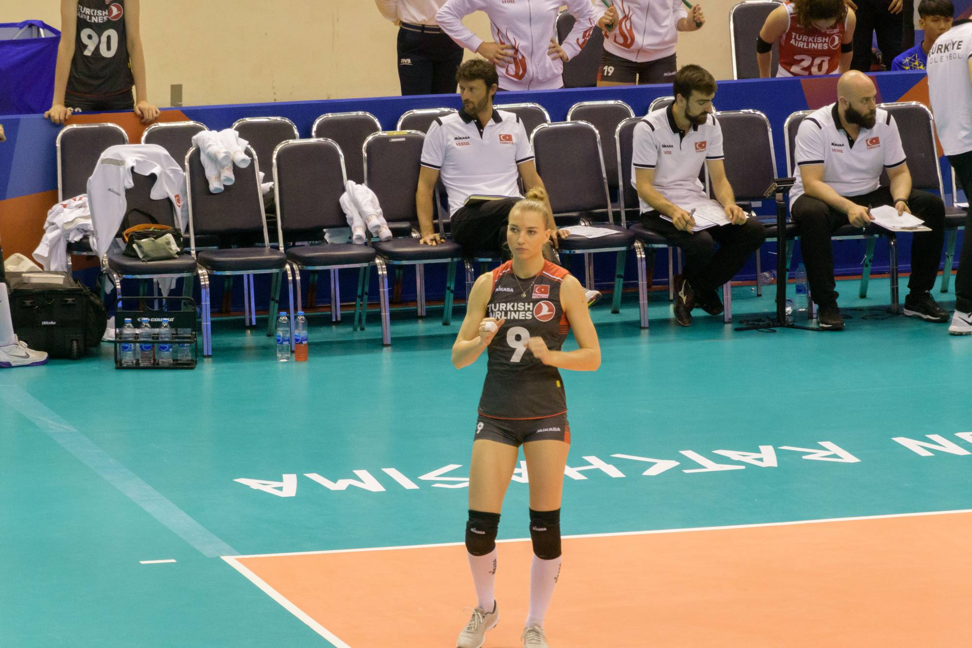 2018-06-05-korat-nakhonratchasima-vnl-volleyball-japan-turkey-korea-thailand-day1